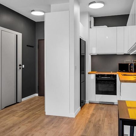 Lotnisko Chopina Modern Studio Apartment Warsaw Ngoại thất bức ảnh